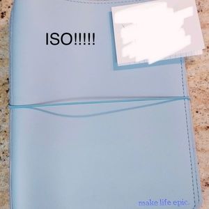 ISO: Foxy Fix Composition (Size 9) TN